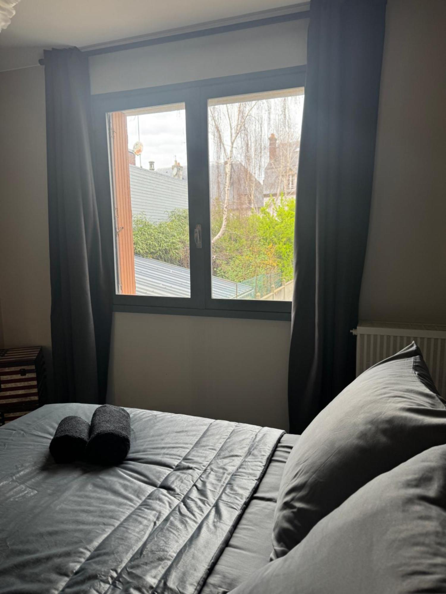 Appartement Place Morny, Hyper Centre ! Deauville Esterno foto